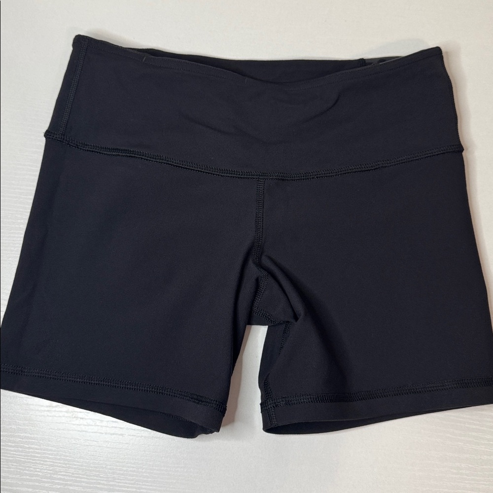 Lululemon Groove Short *Full-On Luon (Regular) - Black / Wi14 Quilt 5 - Picture 14 of 16